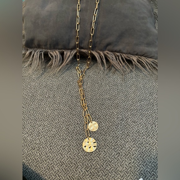 A New Day Chain Link Necklace with Hammered Pendant - Picture 4 of 4